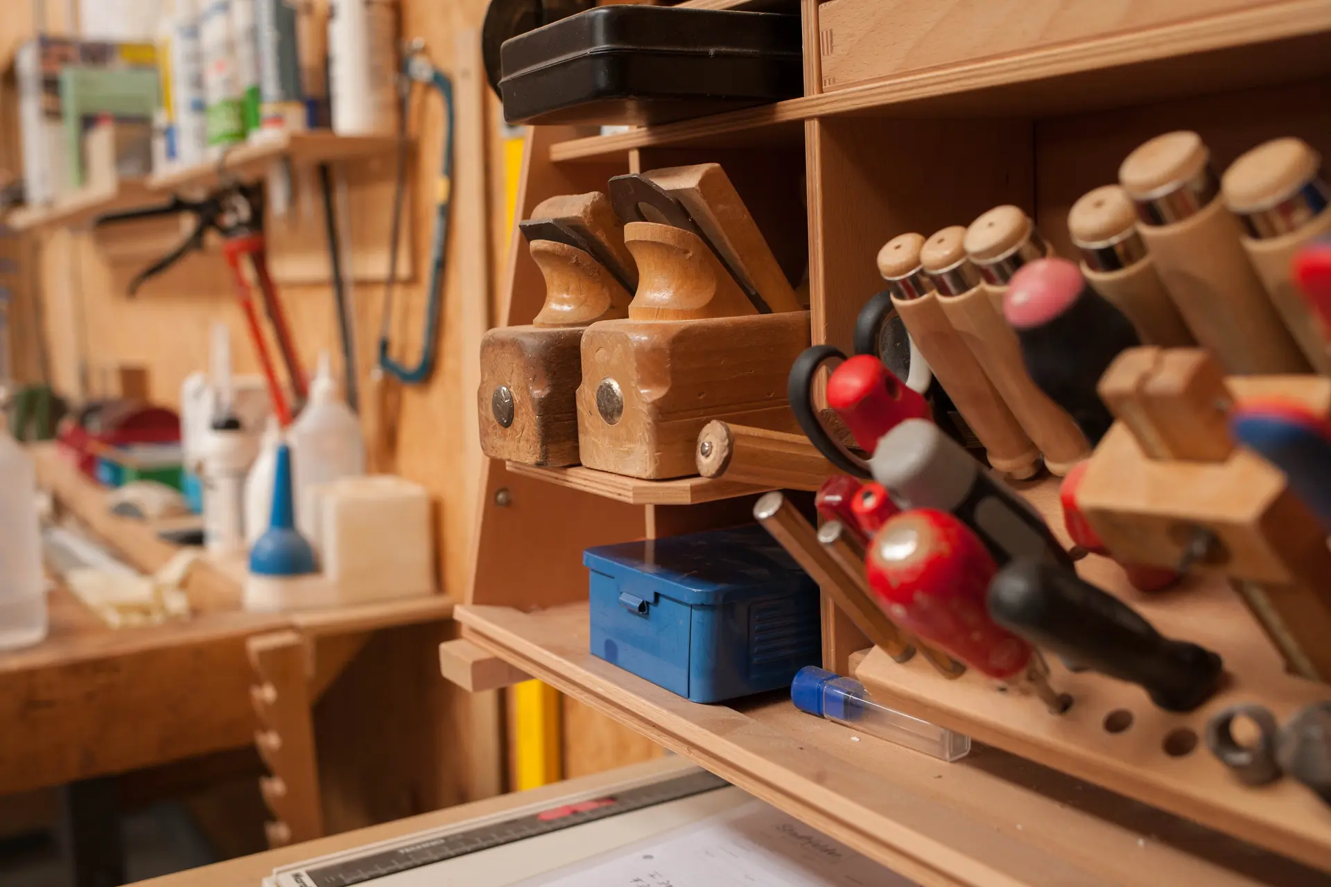 Handwerkzeug in der Werkstatt